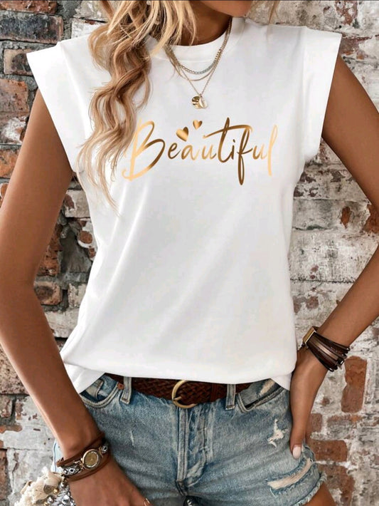 Stylish short-sleeved T-shirt Beautiful