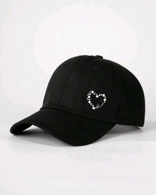 Hat with a peak "Love accent"