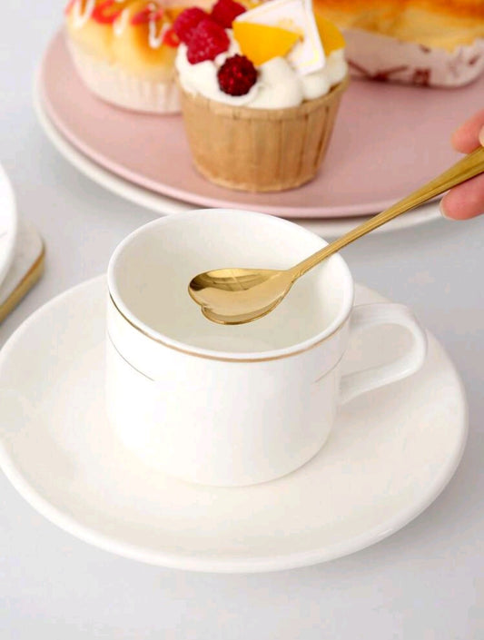 Золотые ложки в форме сердца — маленькие детали, которые производят большое впечатление ✨💛