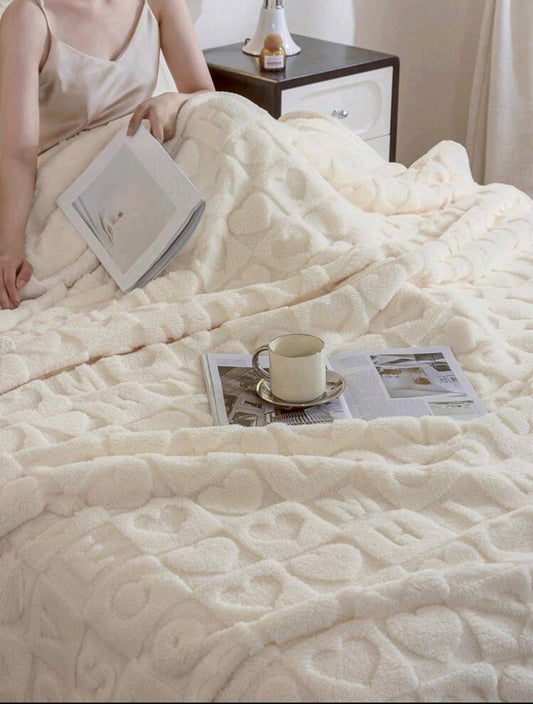 Heart blankets – a tenderness that makes you want to hug them 💕