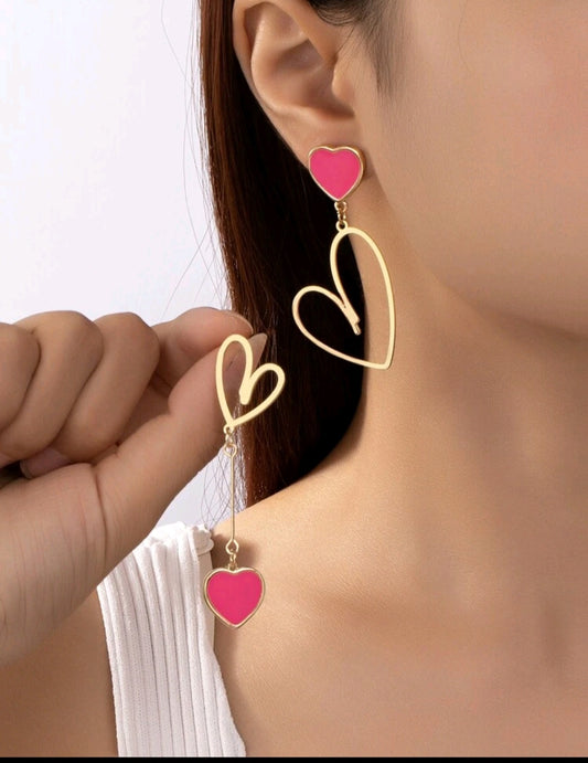 Стильные висячие серьги с акцентом на два сердца 💖