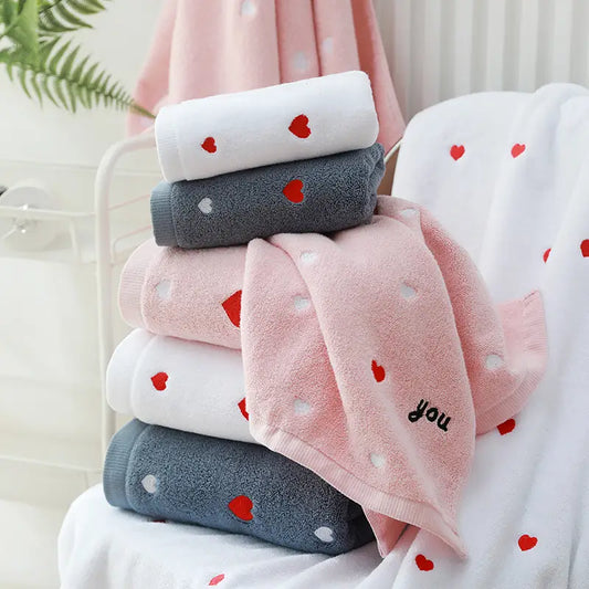 2-piece embroidered heart cotton towel set