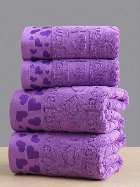 Towel set with "Love" patterns and hearts