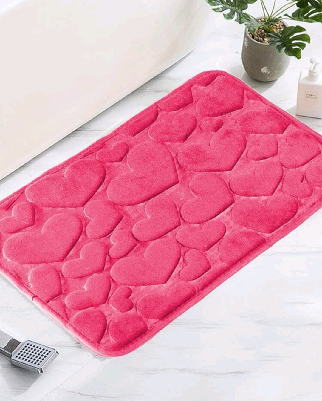 Bath mats with hearts – a colorful touch of comfort 💗 