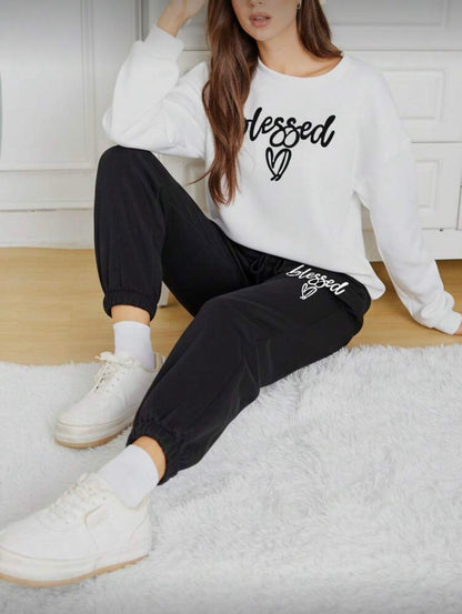 Dviejų dalių laisvalaikio kostiumas „Blessed“