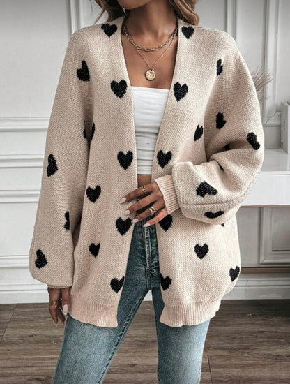 Moteriškas megztas kardiganas su širdelių raštu