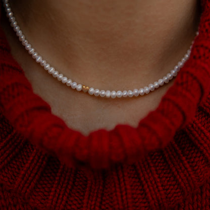 Upinių Perlų Vėrinys AMORE  auksuotas sidabras 925