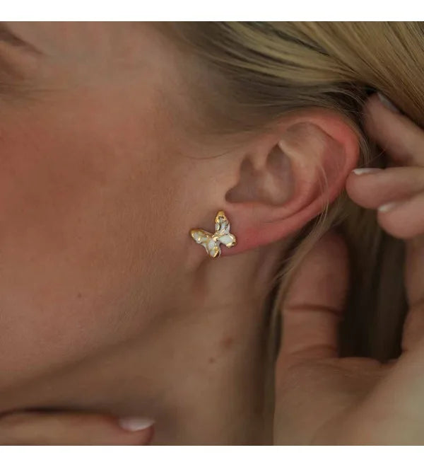 „Balti drugeliai” porceliano auskarai