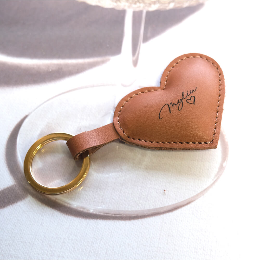 Natūralios odos raktų pakabukas Myliu