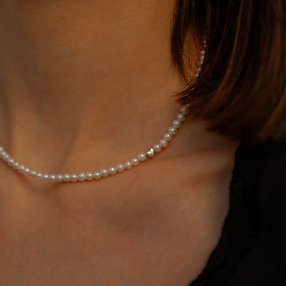 Upinių Perlų Vėrinys AMORE  sidabras 925